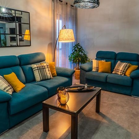 Apartamentos Turisticos El Altozano Fuentes de León Exteriör bild