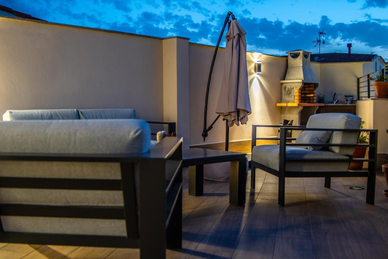 Apartamentos Turisticos El Altozano Fuentes de León Exteriör bild