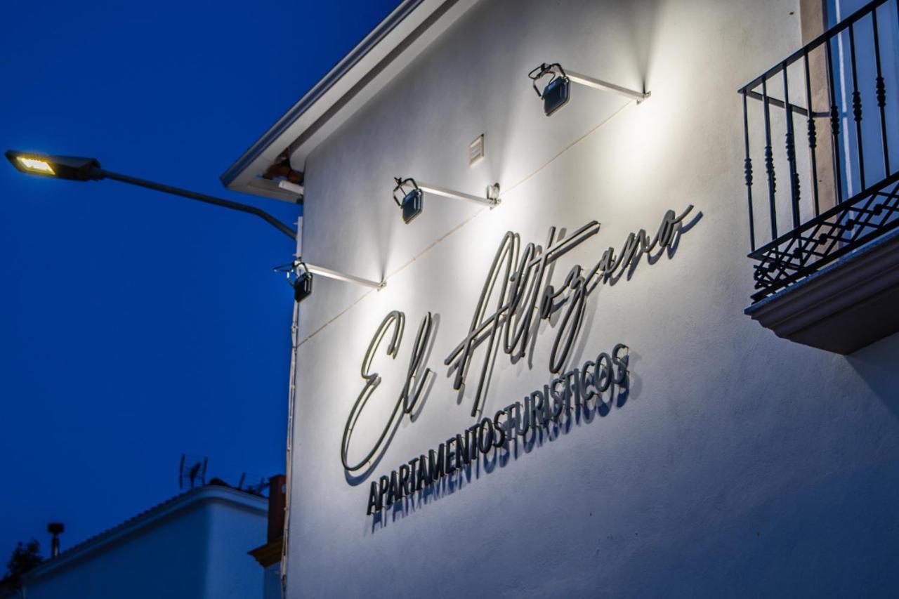 Apartamentos Turisticos El Altozano Fuentes de León Exteriör bild